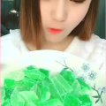 小姐姐吃糖粒子,小姐姐与糖粒子的浪漫邂逅